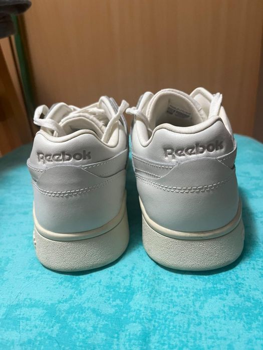 Дамски кецове на Reebok