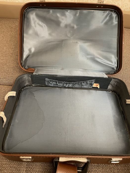 Реквизит Ретро чемодан