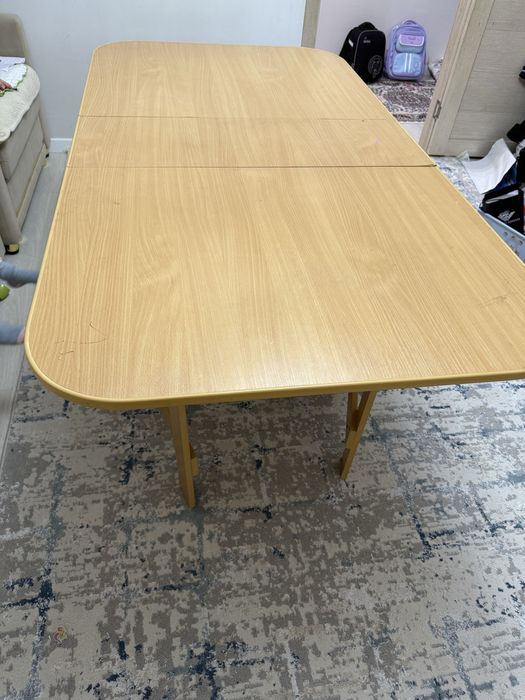 Стол книжка  продам