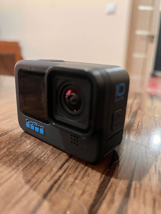 Продаю GoPro 10 хорошем состоянии почти новый!