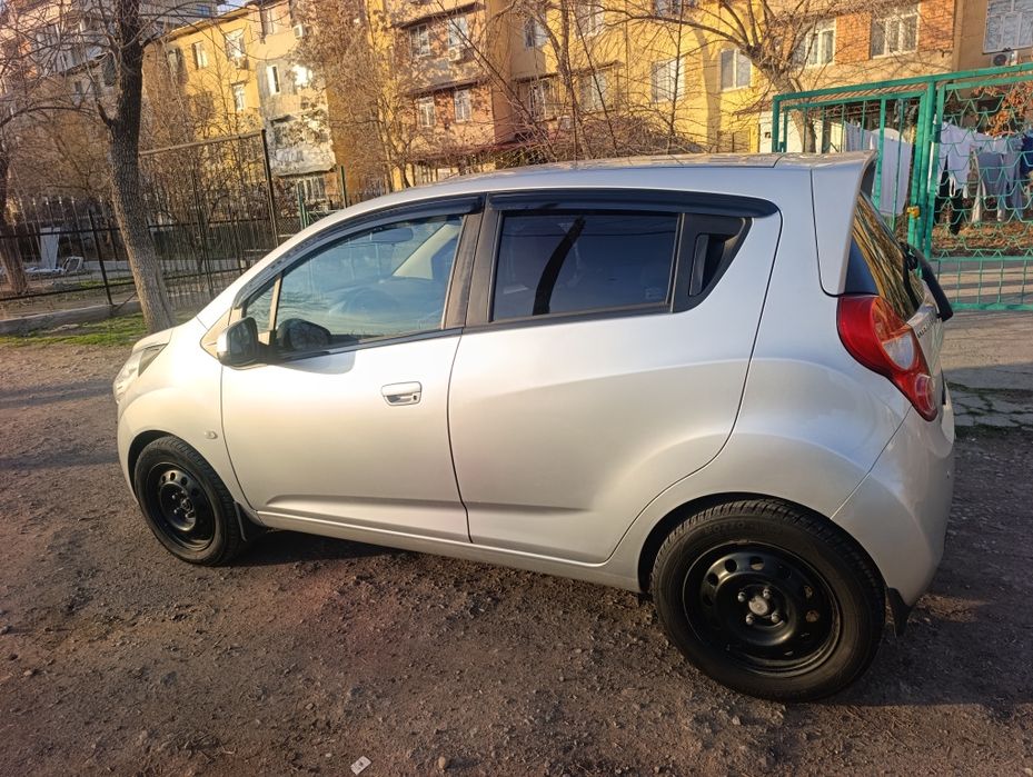 Спарк сотилади срочно