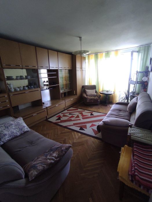 Продава се Двустаен апартамент в Бургас, Славейков - 69 кв.м за 1756 €/кв.м - Снимка #3