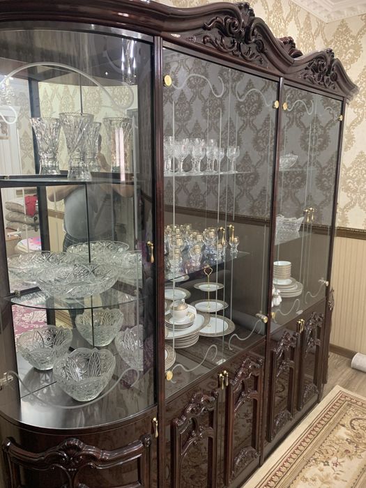 Горка ( стенка) для гостиной