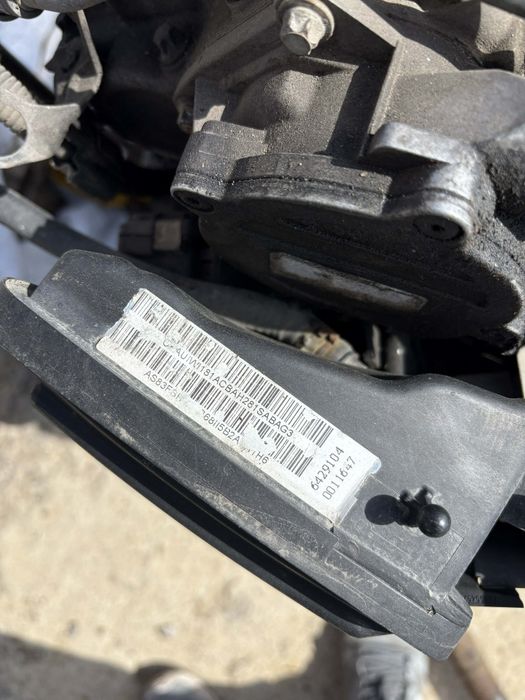 Двигател Mercedes OM 642 320cdi 224кс оборудван заедно с кутията