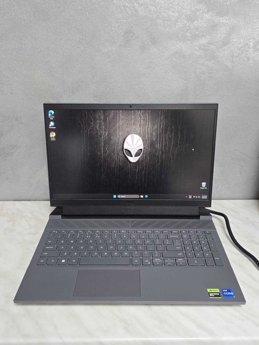 Laptop DELL G15 5530, 15.6" i7 13650HX  BMG Amanet 97335
