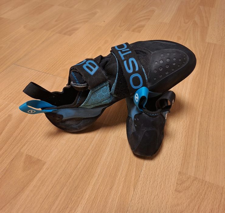 Скарпини за катерене