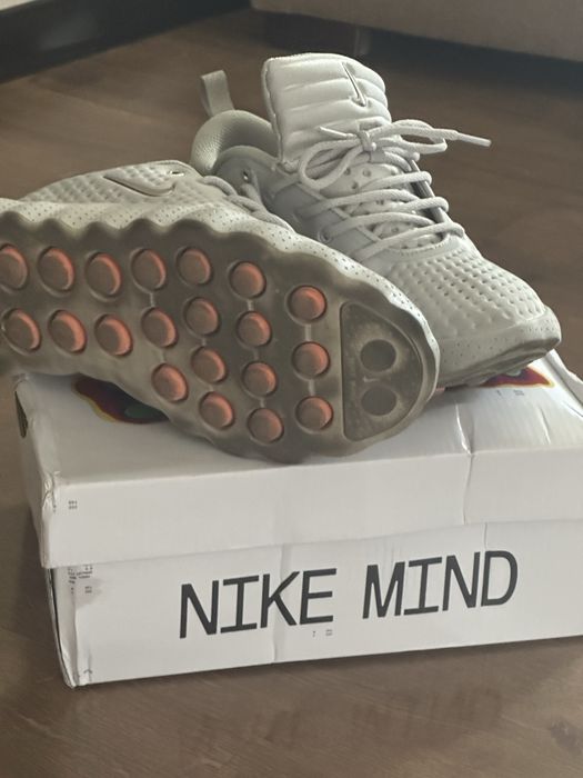 Продам ортопедические кроссовки Nike mind 002
