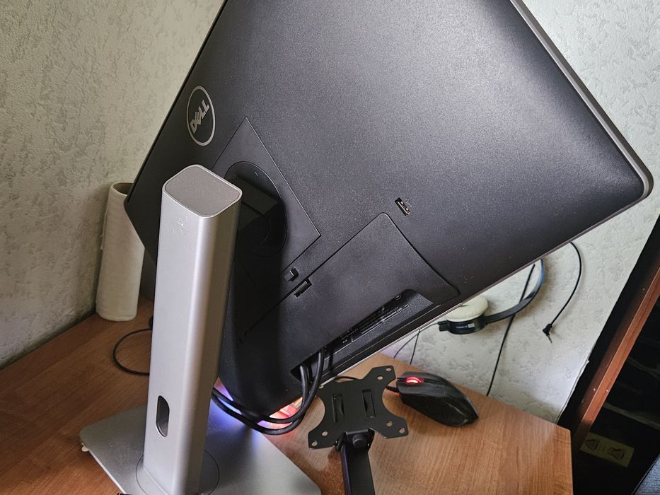 Монитор Dell P2414H 180° (с кронштейном)