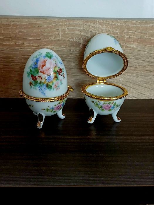 Красиви Порцеланови Яйца