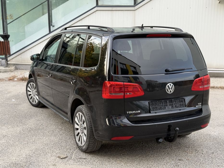 VOLKSWAGEN Touran 2012 — imagine 3