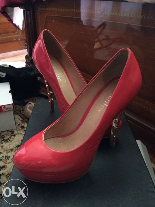 Распродажа туфлей б/у