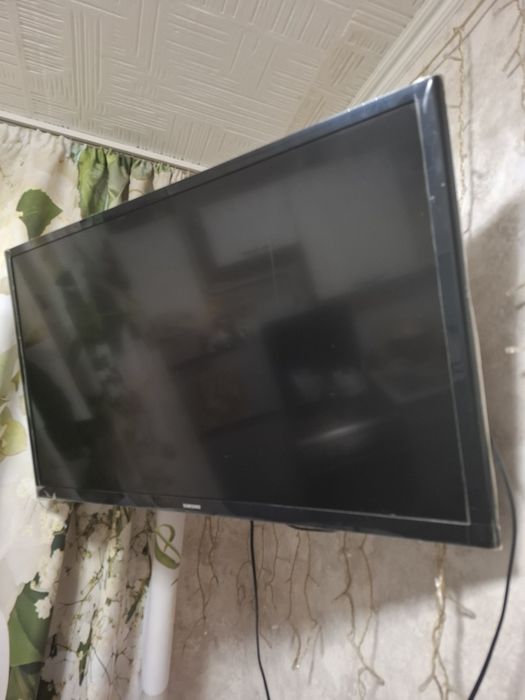 Продам телевизор