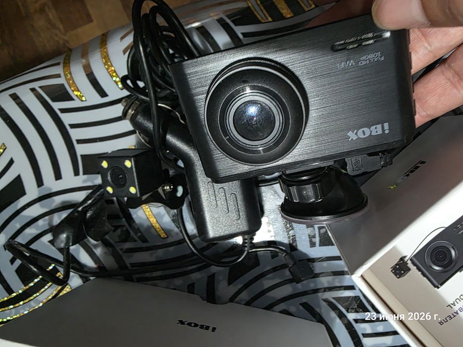 Регистратор с Вай фай I box Z 920