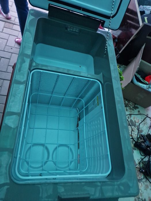 Frigider mare 42 litri auto