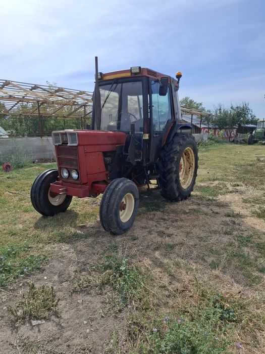 International case 685xl
