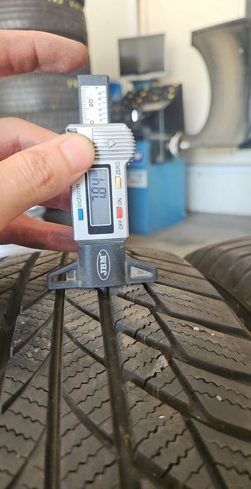 215/65/17цола.Bridgestone