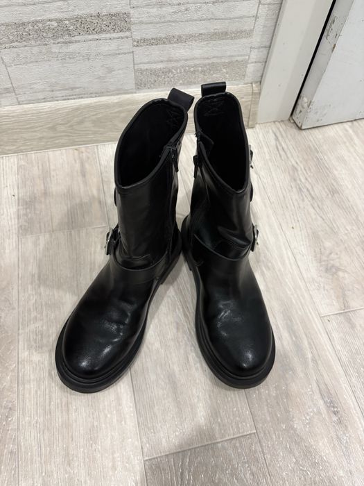 Сапожки Zara оригинал на девочку 34 размер