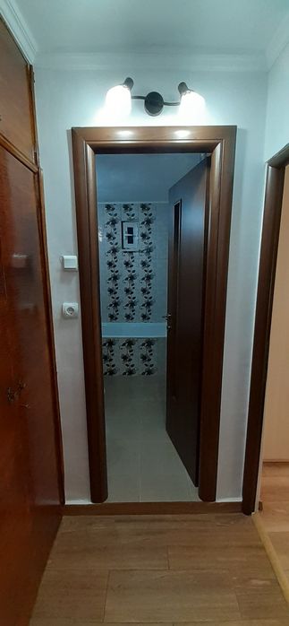 Inchiriez : apt 3 camere Tudor Vladimirescu et 1