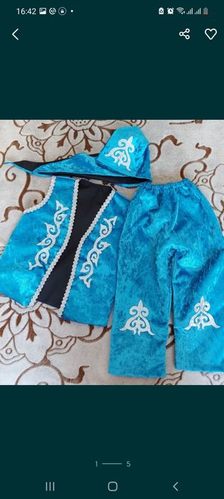 Казахские костюмы