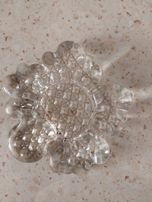 Хрустальные вазы, пепельница