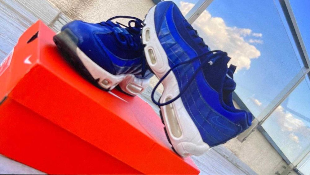 air max 95 albastru inchis, marimea: 37.5