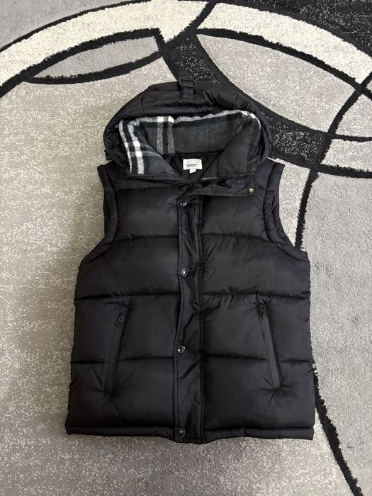 Burberry Down Jacket M
