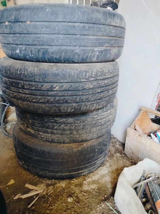 Автошины диски и колесо