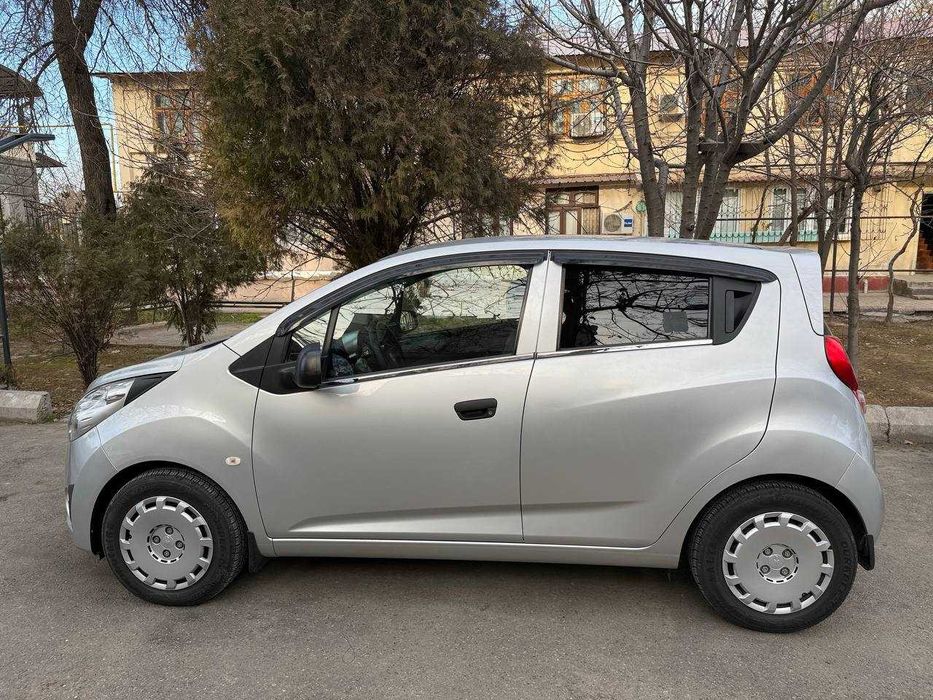 Продается Chevrolet Spark 2 позиция
