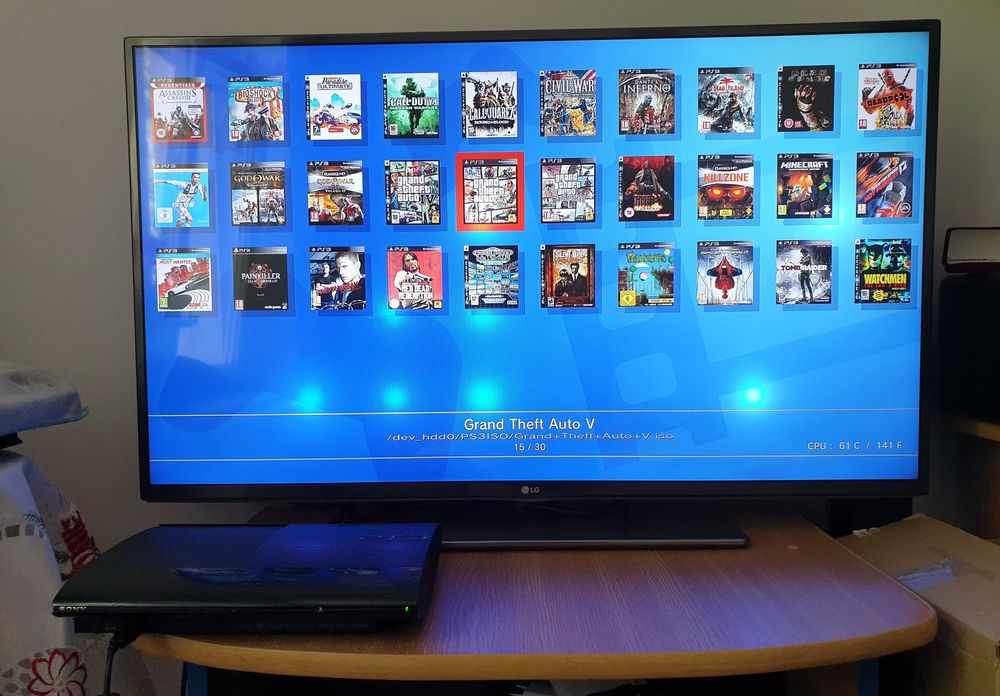 PS3 modat HEN 250 GB + 30 jocuri (GTA V, Red Dead, God of War, NFS)