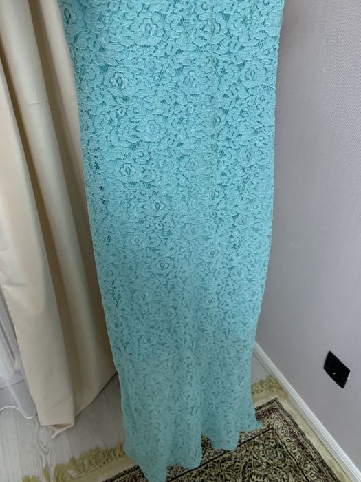 Продам женские платья вещи