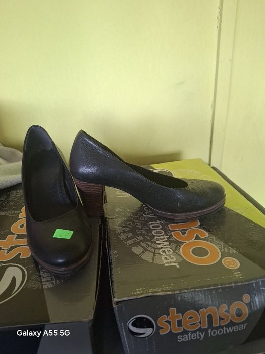 Обувки висок инисък ток