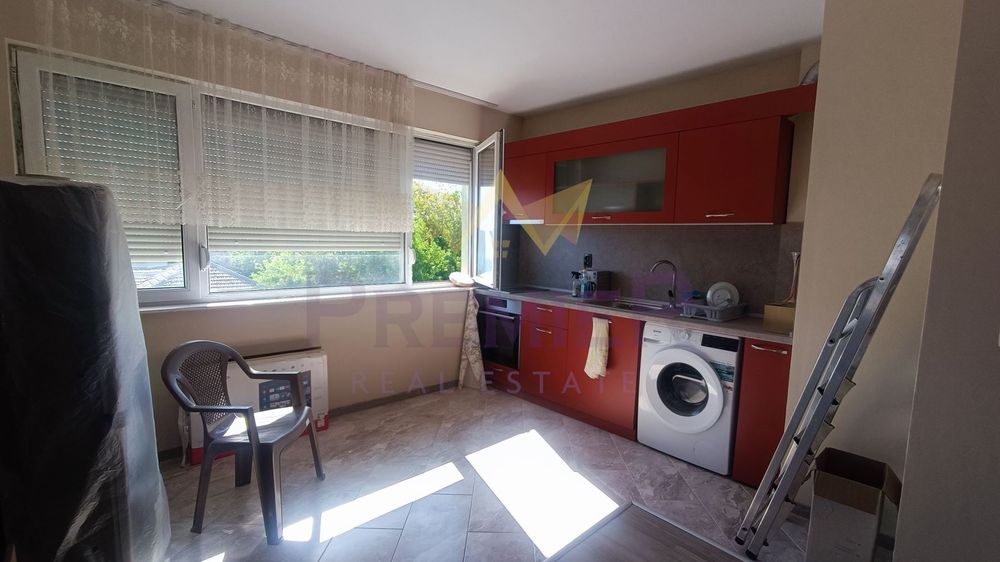 Продава се Тристаен апартамент в Каварна - 73 кв.м за 1576 €/кв.м - Снимка #6