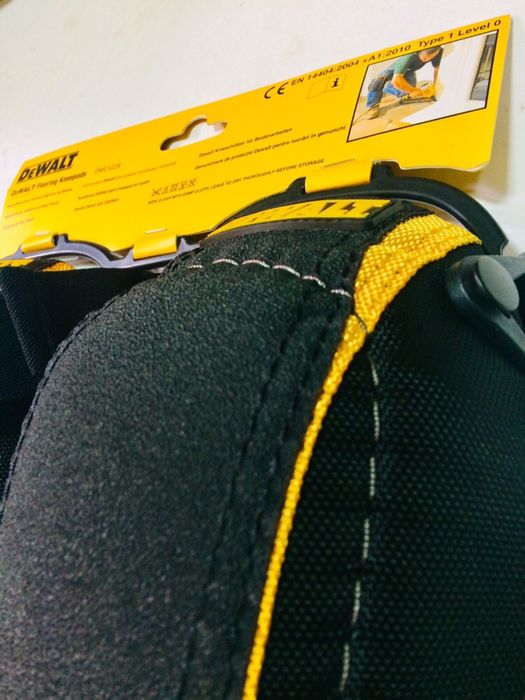 Работни меки предпазни Наколенки Dewalt