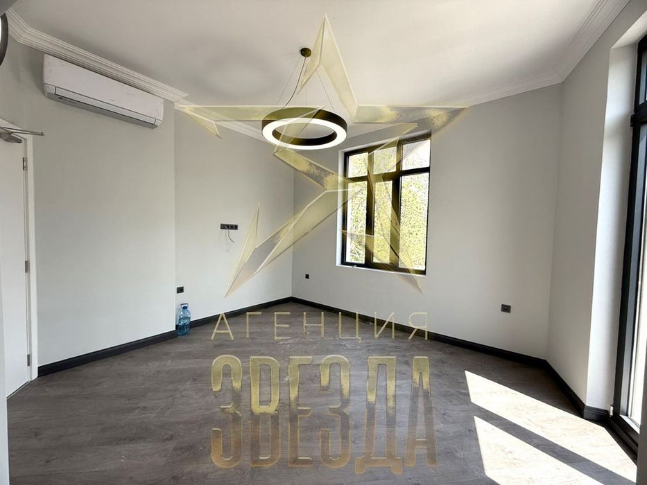 Продава се Двустаен апартамент в Пловдив, Център - 90 кв.м за 3000 €/кв.м - Снимка #1