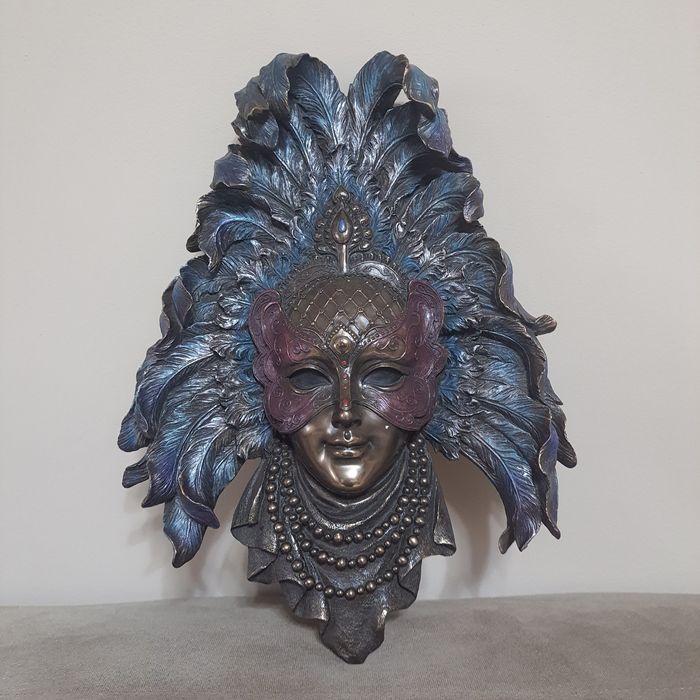 Decoratiune de perete Masca Venetiana, rasina si bronz ,,Piume"