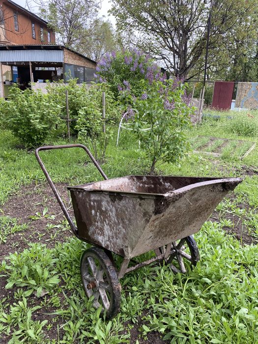 Тачка (тележка) ручная, советского производства