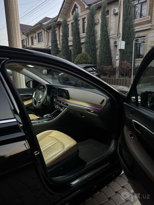 Hyundai sonata eng Full  21,900$