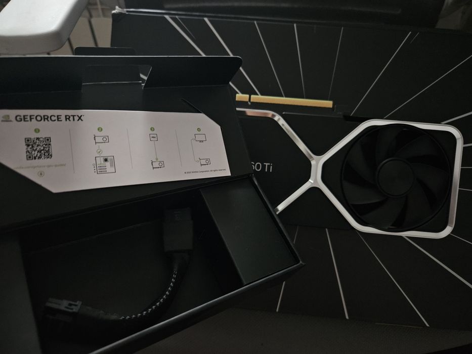 Видеокарта RTX 4060 Ti Founders Edition