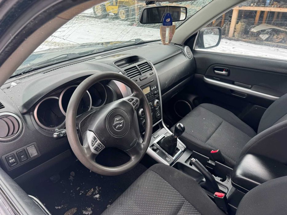Dezmembrari Dezmembrez Piese piesa Dez Suzuki Grand Vitara 1,9 ddis e4