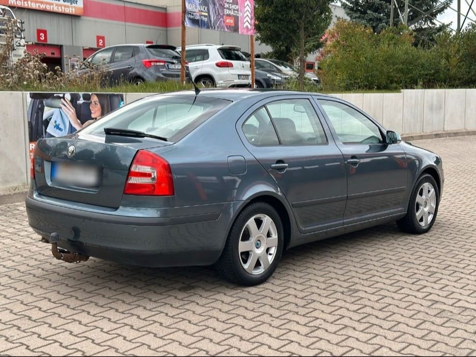 Vând Skoda Octavia 2
