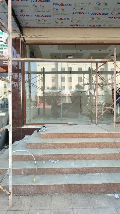 Steklanniy vitraj sotiladi