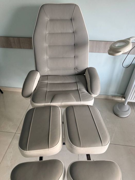 Massajni kreslo aybi yuq