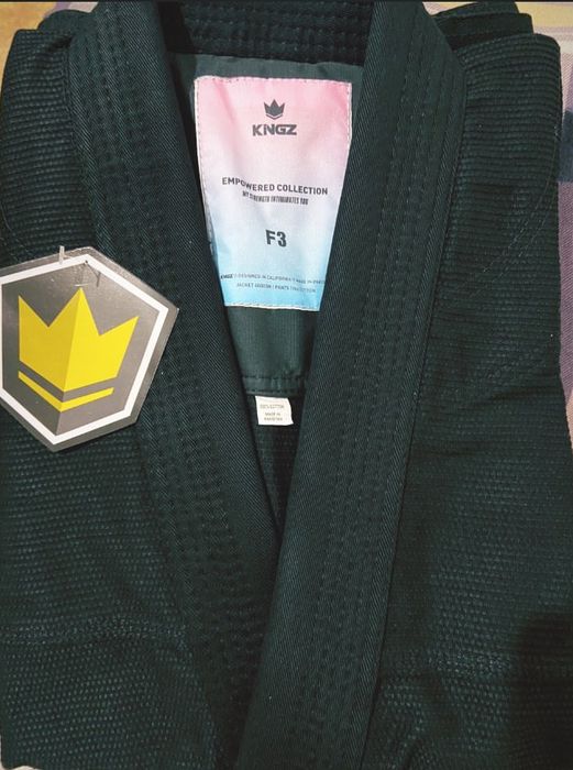 Продам ГИ для джиуджитсу