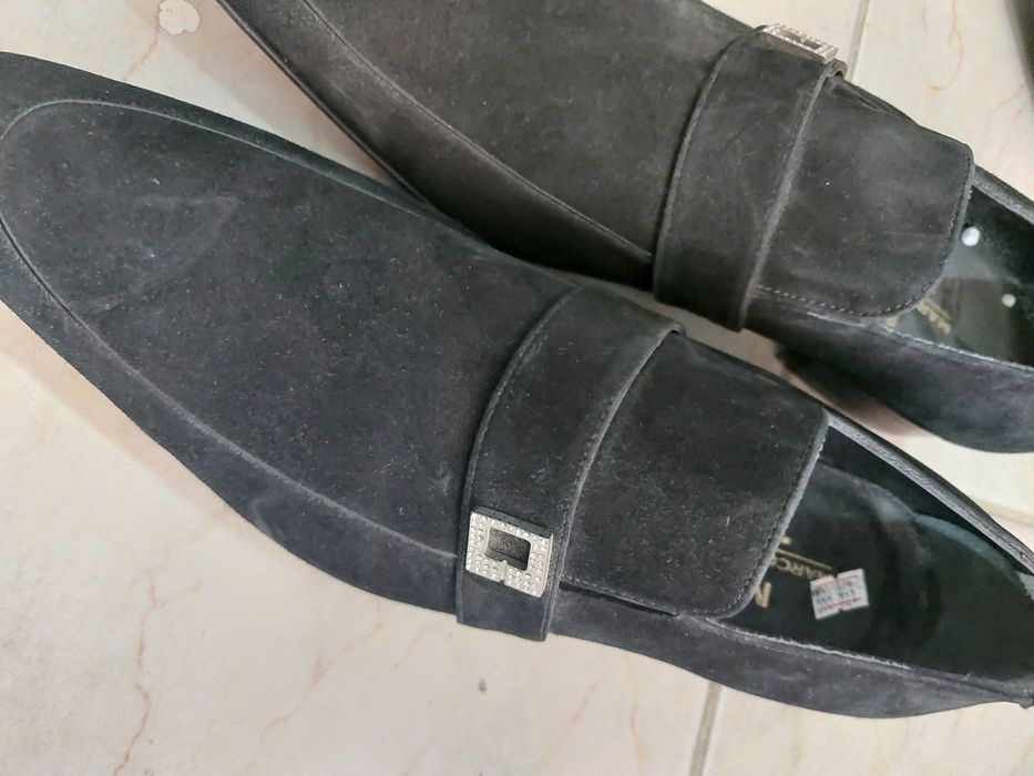 Продаются мужские новые туфли