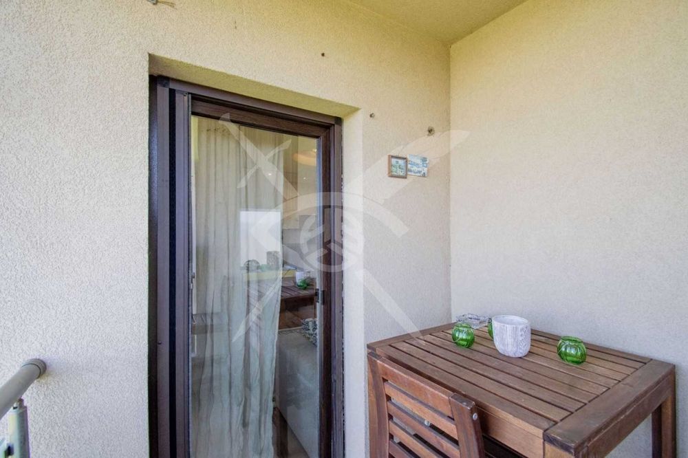 Двустаен апартамент в кв. Бояна №182773