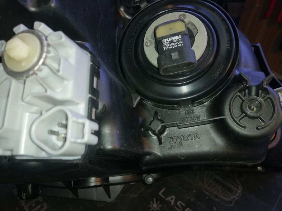 Фара тойота камри 55ка Европа