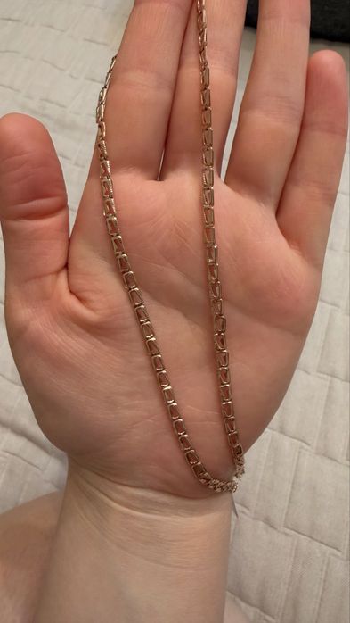 Продам золотую цепочку