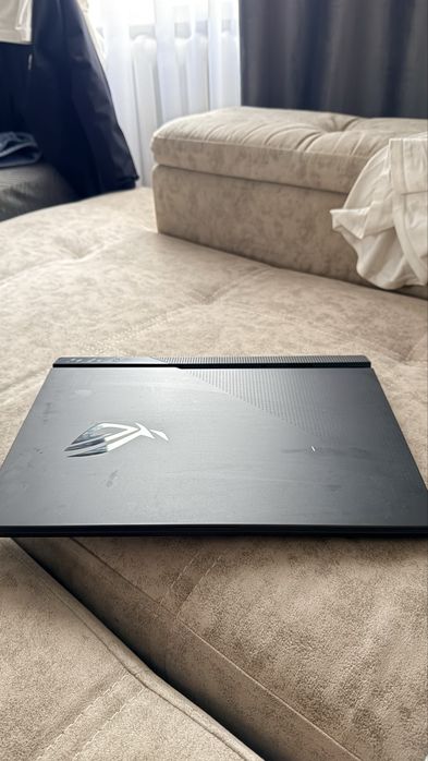Мощный игровой ноутбук  Asus Rog Strix G15