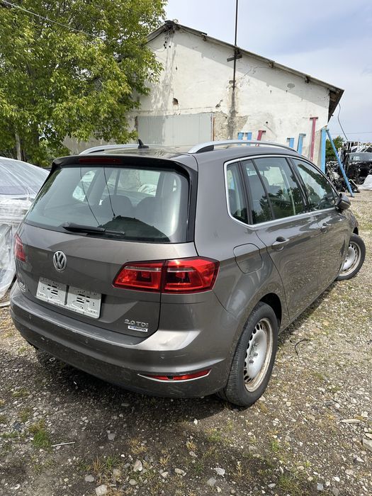 Dezmembrez VW Golf 7 Sportvan, 2.0 TDI CRL CRLB, cutie automata DSG