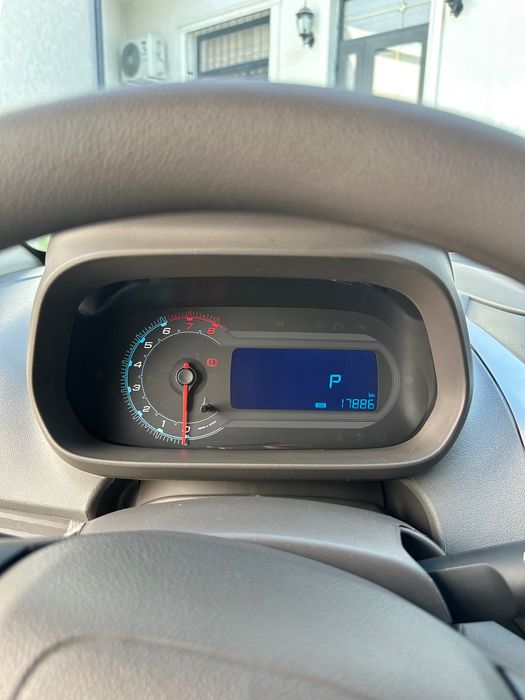 Chevrolet Cobalt 2025 — 8